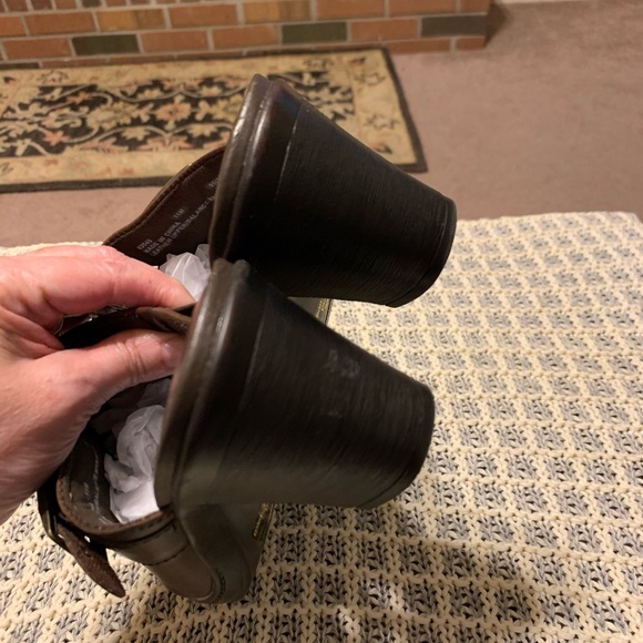 Sz 11 M Clarks Bendables leather block heel Mules Clogs - Picture 9 of 16